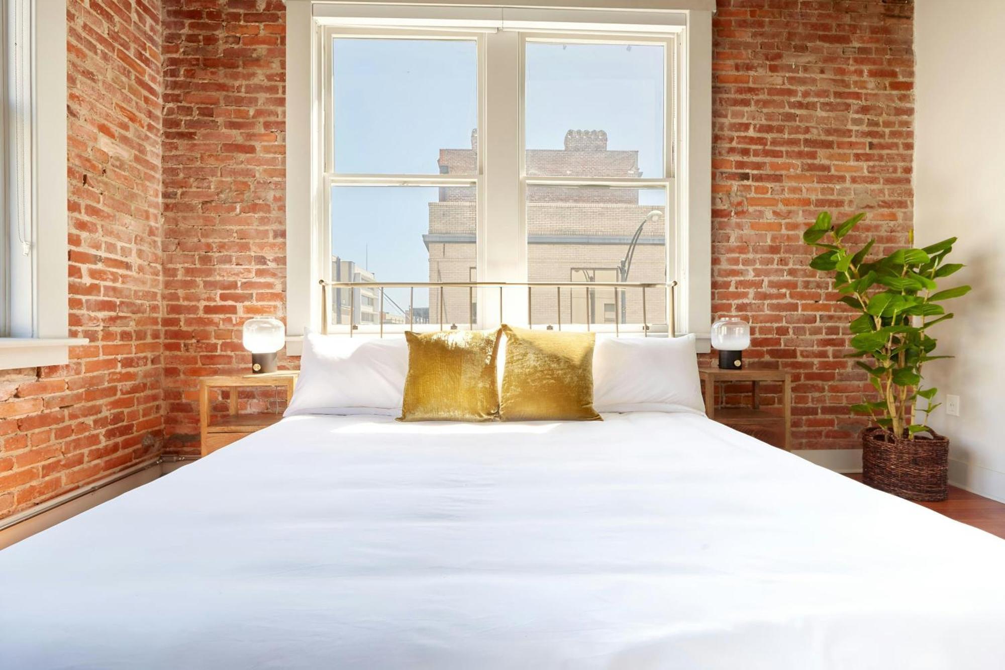 Sonder By Marriott Bonvoy The Drayton Apartments Historic District Savannah Bagian luar foto